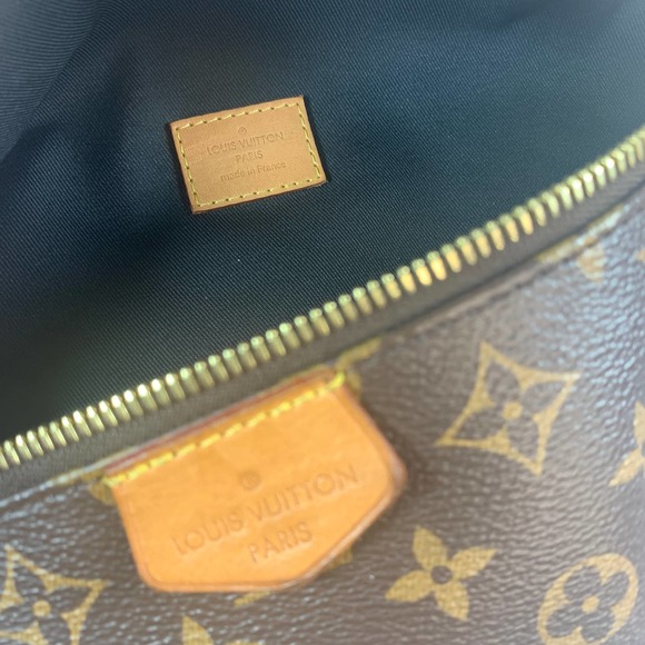 ❌❌ Louis Vuitton Monogram bumbag waist crossbody LV leather bum belt bag - Picture 5 of 10